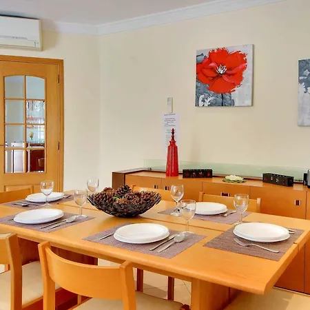 Caly Villa *