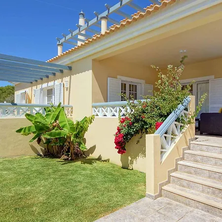 Caly Villa